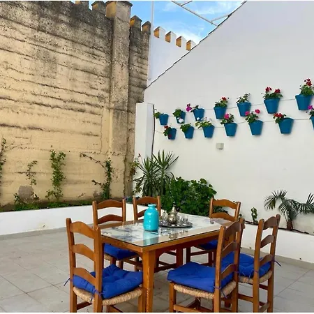 Casa Muralla Del Alcazar Viejo Holiday home Cordoba
